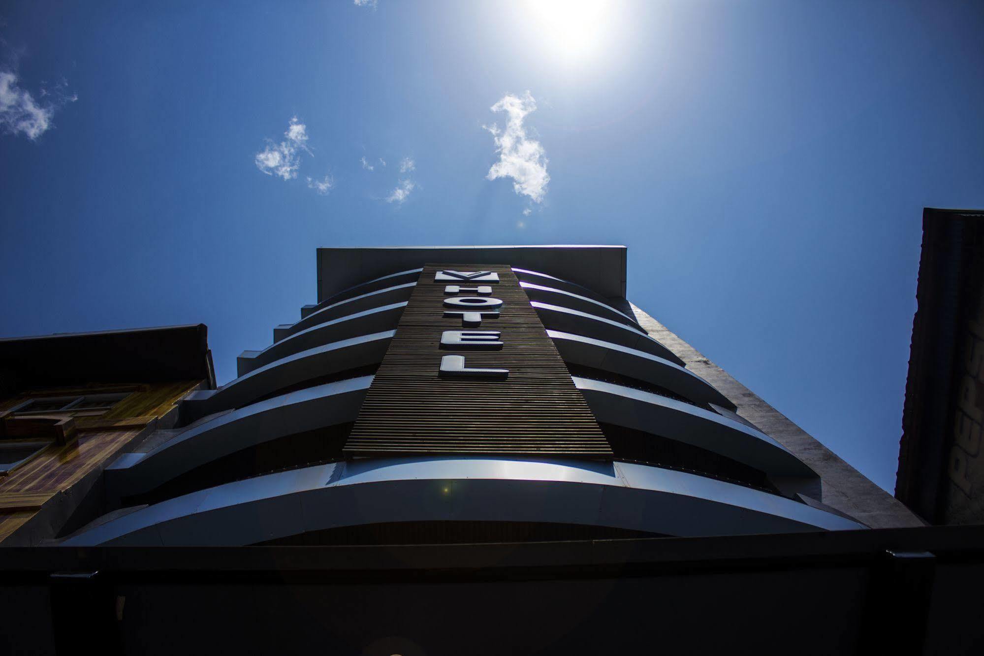 V Hotel Vientián Kültér fotó